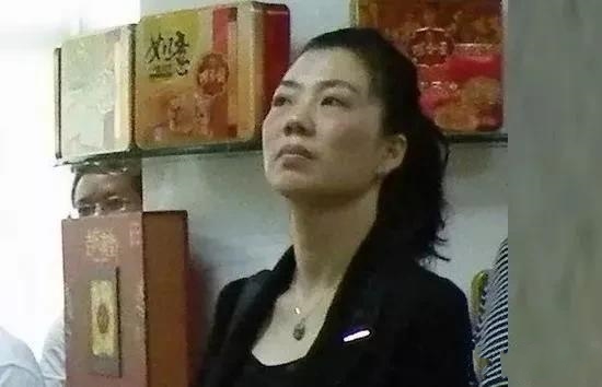 48�q���ݵ�Ů�Ӵ��k���Σ����(qu��n)ɫ���ס��Xɫ���ף��۸����g������W(xu��)�v���C��