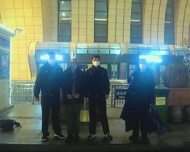 ���˳�ʬ���@��26��ǰ�ă��������ˣ�