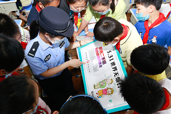 ����o���� �����MУ�@