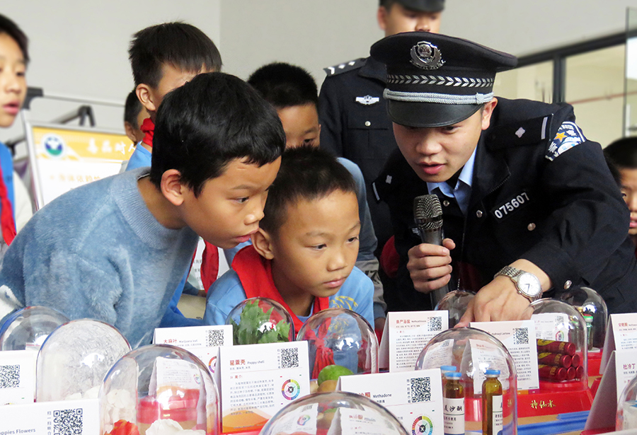 �������S���������M(j��n)У�@