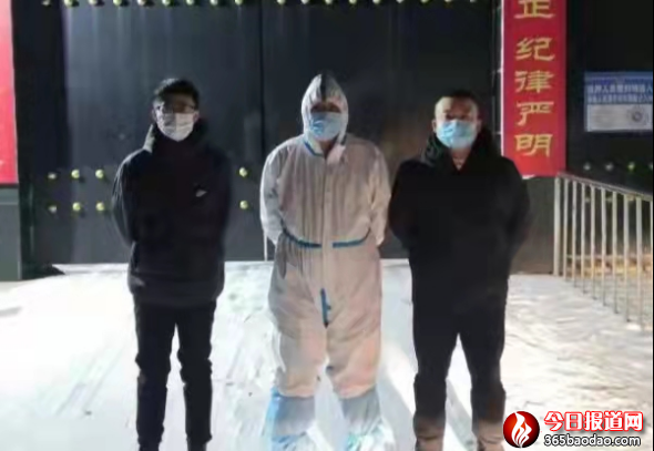 �永���~1200�f���������e�h�����˵�һ��p���ŷ���F(tu��n)��