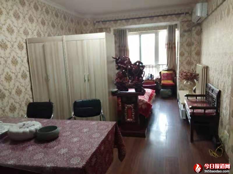 ��(j��)���Кv�ǅ^(q��)��ҘǸ����з��N�� 51.45ƽ����סլ��70��a(ch��n)��(qu��n)�����^(gu��)2�꣬�u76�f(w��n)Ԫ