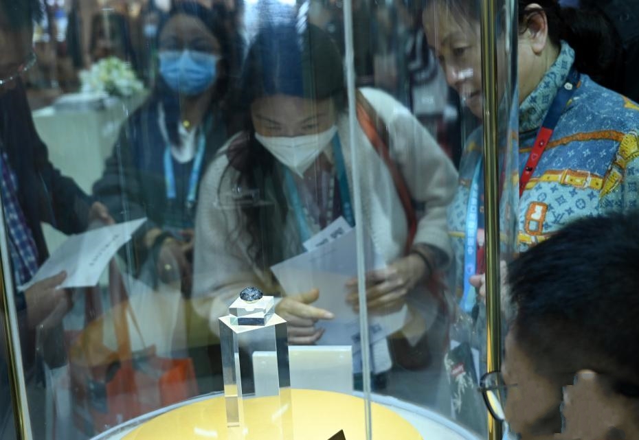 �������M�����ϵķ������F���