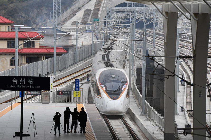 �҇�(gu��)�חl��I(y��ng)�عɸ��F�_ͨ�\(y��n)�I(y��ng)