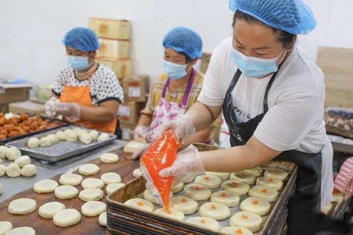 �ӱ�ʯ���f������� ���y�ֹ�������aæ