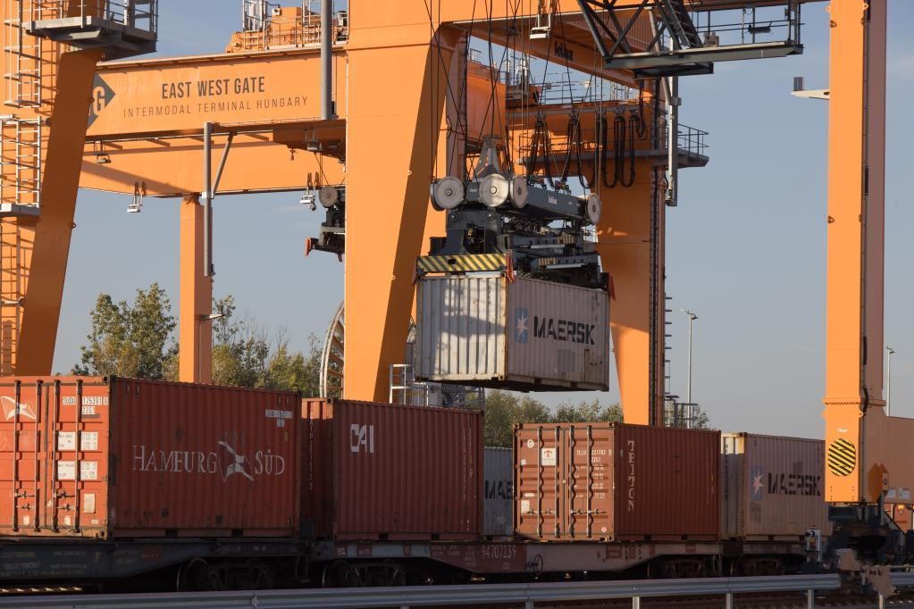 �W���ׂ�5G�ǻ��F·��������������