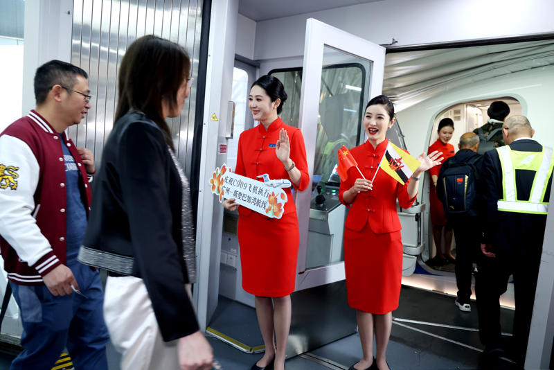 �Ϻ�C909�w�C�ɹ��׺��V�������R����