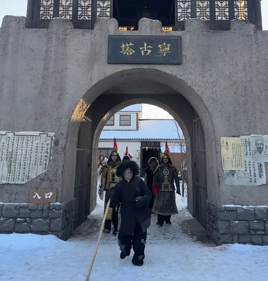 �|���x��������У���r߀��̫�����s����