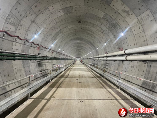 老兵走基層看發展 新人創偉業江底鉆1380.png