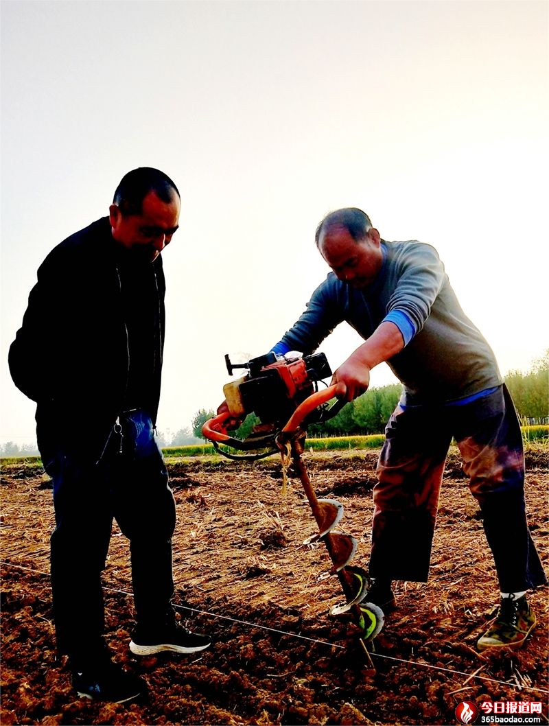 開挖樁坑 (1).jpg