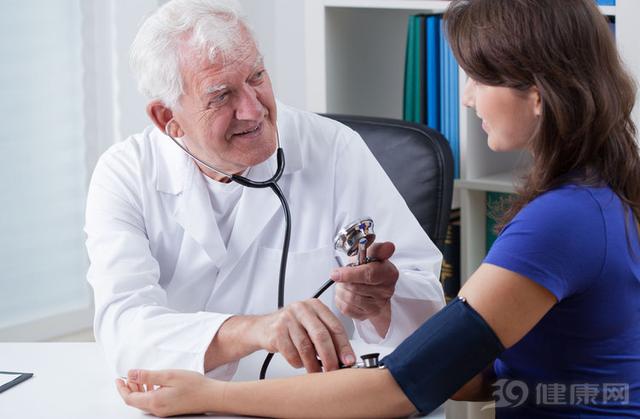 ��Ѫ������3�Nʳ���L�ڳԣ����Ը���Ѫ��Ӳ����Ѫ�ܕ�ͨѪ����