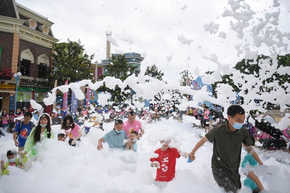 ���������e��������ӭ��ͯ��