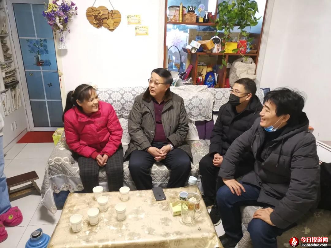  �´�ο���͜��飬�������Lů����