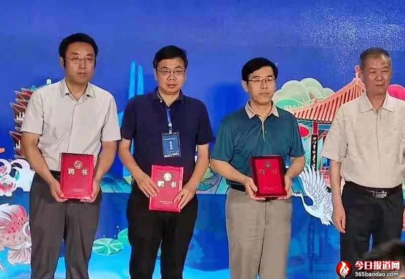 ��������ϲ�@��ɽ�|ʡ�ЌW���н������c�о����ء��Q̖