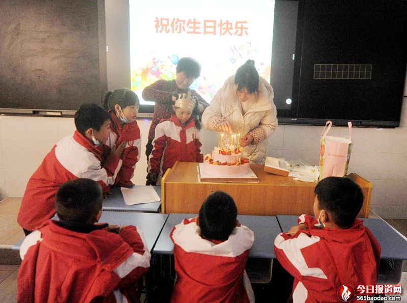 �Ĵ�ʡ�ɶ����¶��^���x�WУ�����؃�ͯ�^����