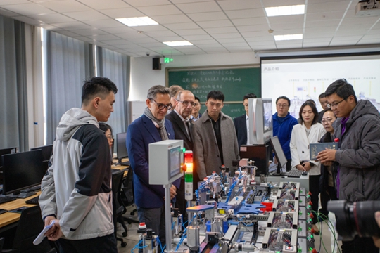 ɽ�|��һ����̩ɽ�Ƽ��WԺ2�����I�ɹ�ͨ�^��ASIIN���H�J�C