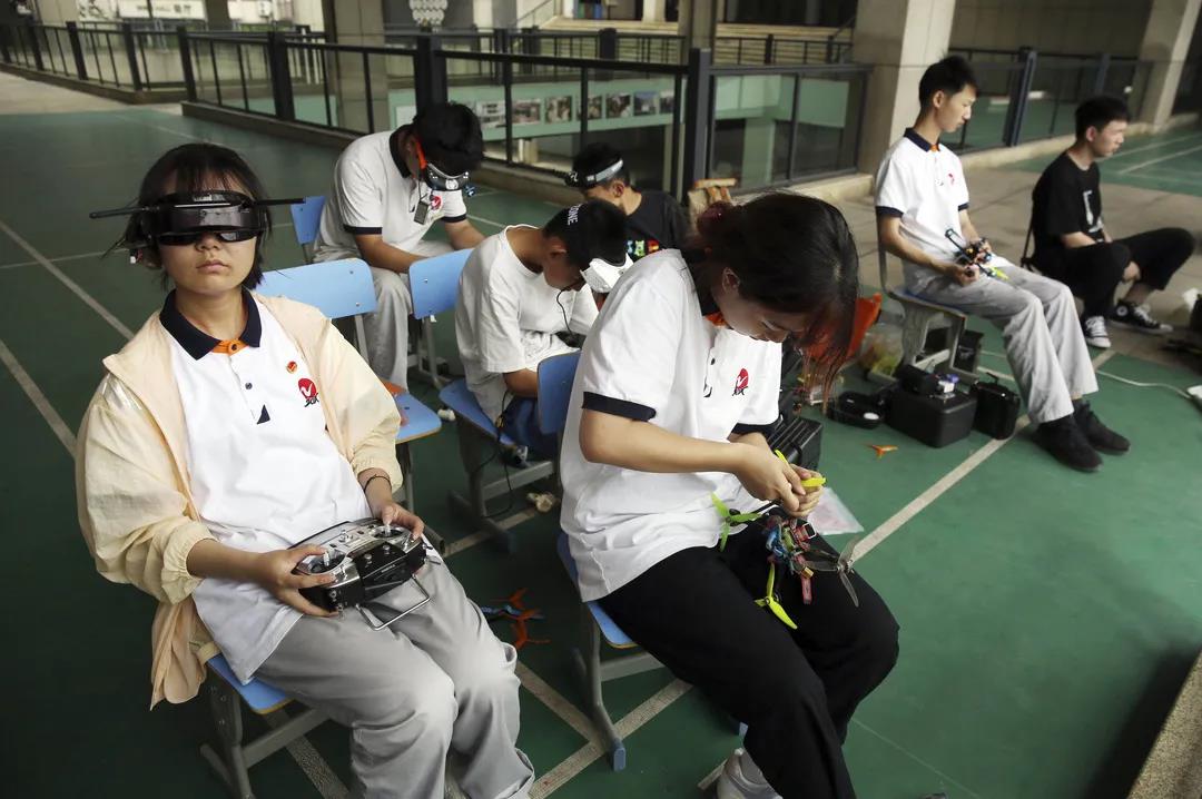 ���߷ֵ�����������x��ȥ�ߣ�