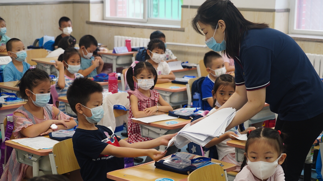 �����R�Ͼ�Ҫ���ˣ����p�p����ĵ�һ��������ô�^��