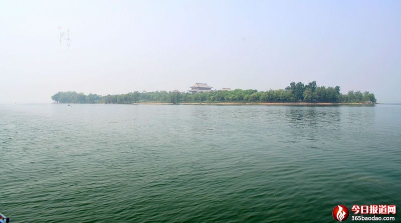 東平湖湖心島_副本.jpg