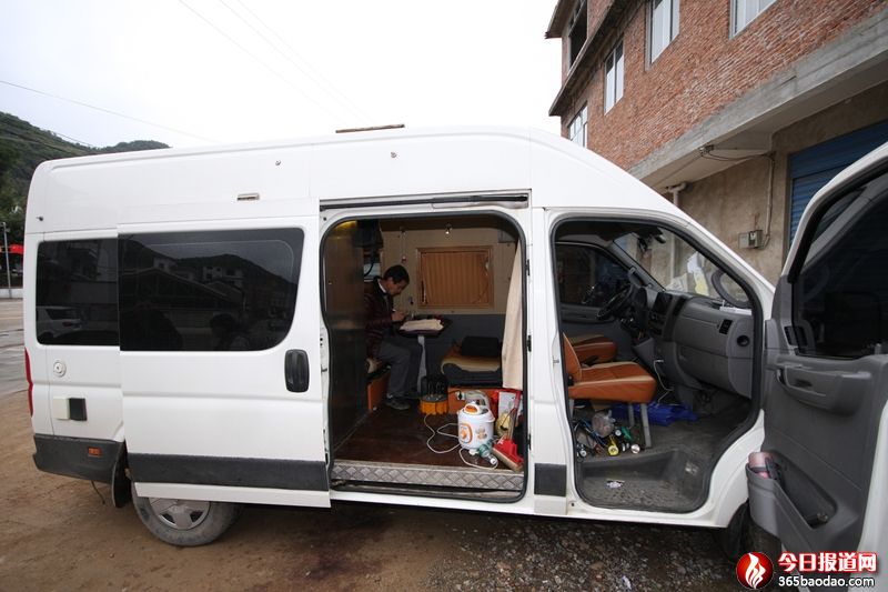 �V�������@λ܊�D�ɲ���һ��ӛ�����ɸ�&ldquo;ʮ��Óؚ�\��&rdquo;��ؚ����Óؚժñ (3).JPG