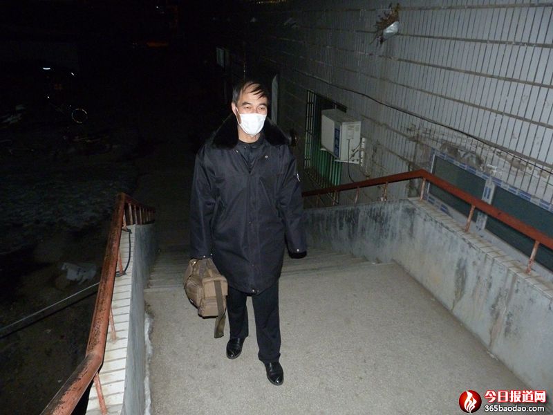 �R���ɣ������еĹP֎���������������еġ��ߡ������h