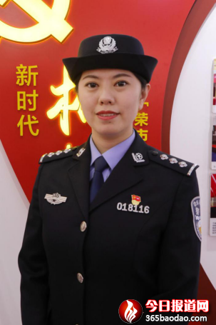 冰城“80后”女所長(zhǎng)的“疫”樣綻放19.png