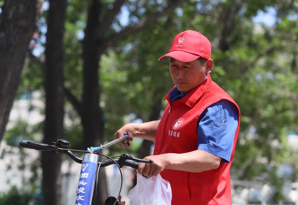 ���١���߆T��