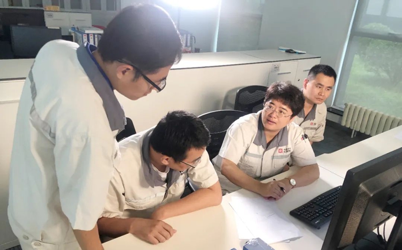 �w���ĸ��F���������Ů��