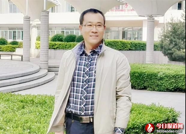   28�����á����������z�֣��������а����ΰ�ïʢ������һ������Ӳ�ˡ��༉