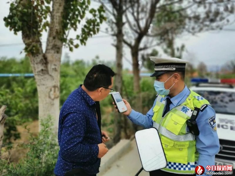  26����������һ�� ����ƽ��·      ����ӛȫʡ�����C�P�A����·��ͨ�¹ʹ����ɿ�ͻ������-���h������ѩ��