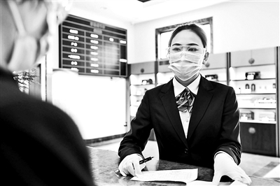 һλ��00��Ů���x���������^