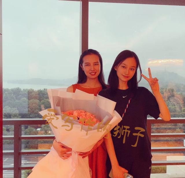 ��Ӱ��һ���ϑ��һ��ȫ��ˇ���ɿ���m�Ű��@������ʮ���е�Ů���������