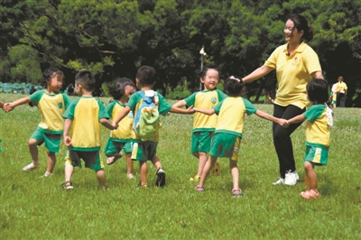 �����ċ�������ѩ�᣺17������ǧ�����⃺ͯ����