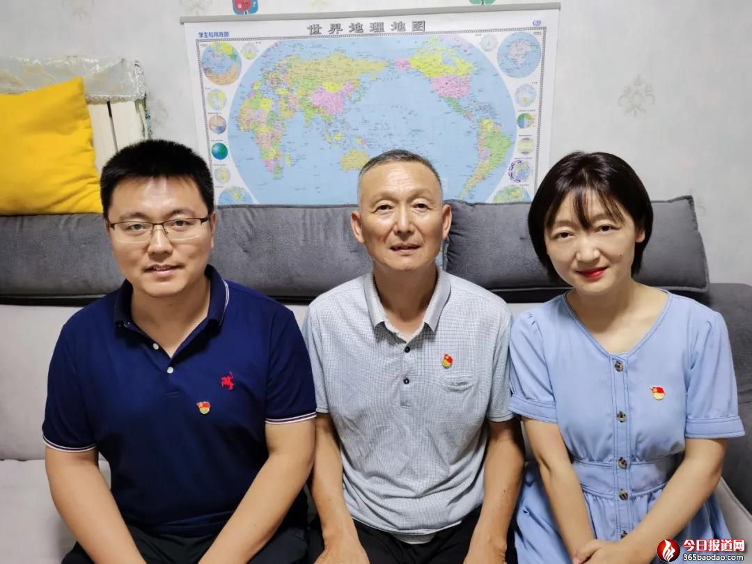     �������tɫ���м�ͥ��Ҳ�ڝ������У�  ���²��v������ͬ�õĹ���