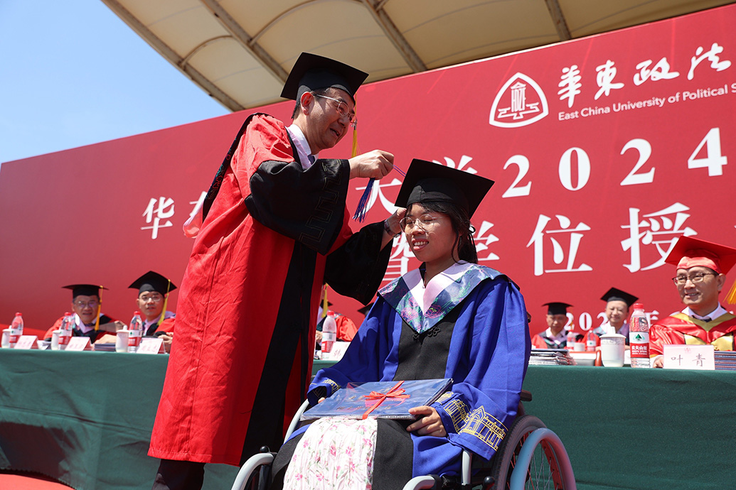 һ�����t��������Į��I��Y��݆���ϵ������촩���˴Tʿ��