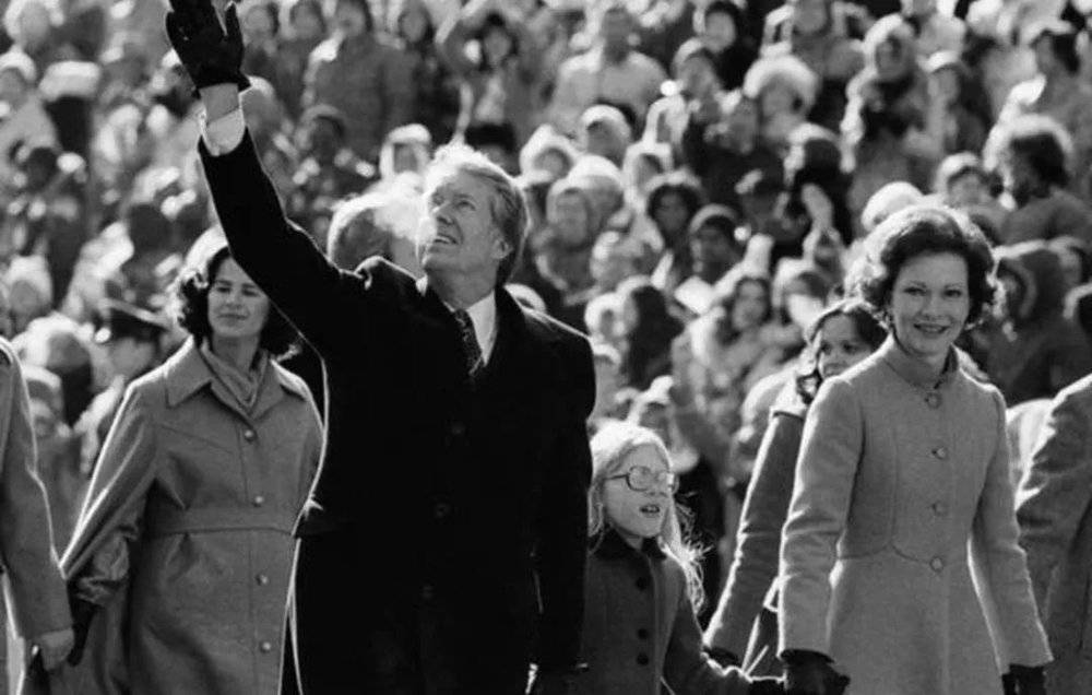 ���`�������ϵ�y