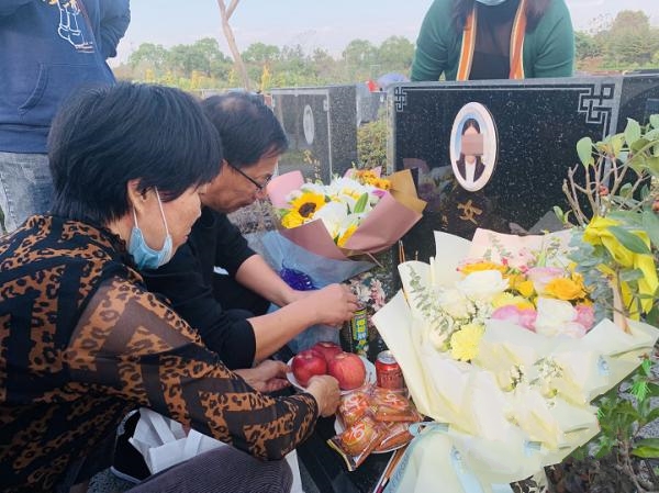 �Ϻ����޷�ʬ��ͥ���F��������δ���F�^���Իڣ�һ������