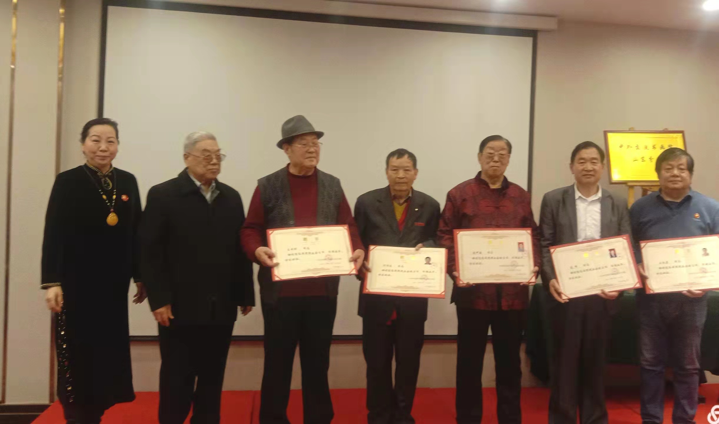 �Գ��Ļ����ţ����Ѓ�����⣺���⽻������Ժɽ�|��Ժ�ڝ��Ͻ���