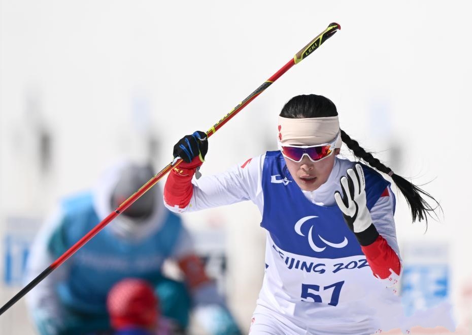 ���W�������Ů�Ӷ̾��x-վ�˛Qِ���Ї��x�ֹ��ꝍ�Z��