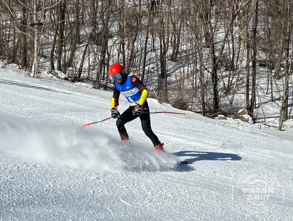 �����������ɽ��ѩ�\��(bi��o)ِ�ڼ��ֱ�����_ِ