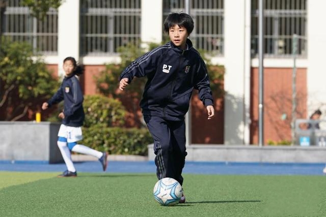 �Ϻ���У�@�G�����������H�Iõ�塱