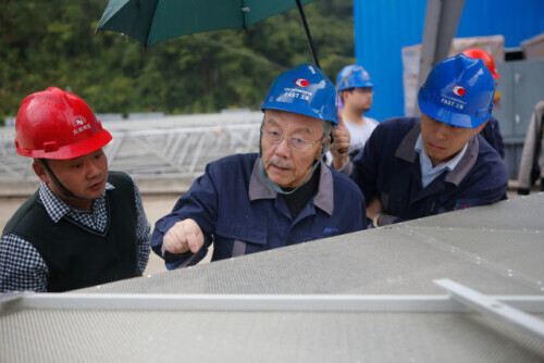 ����ǰ���@�����Ї��c�������ۡ����ˣ��]�����۾�