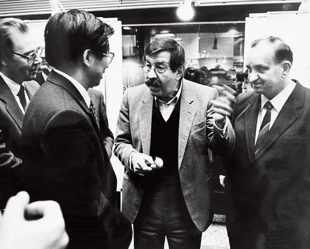 �ЊW����50���꣺����(x��)�˛_ɳ��������q��