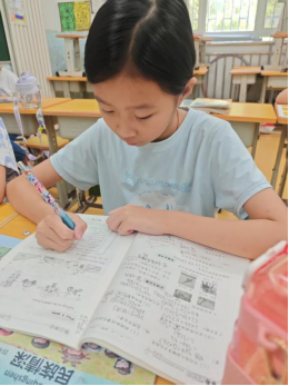 �����ĸ�H Ӣ�۵ă���21696.png