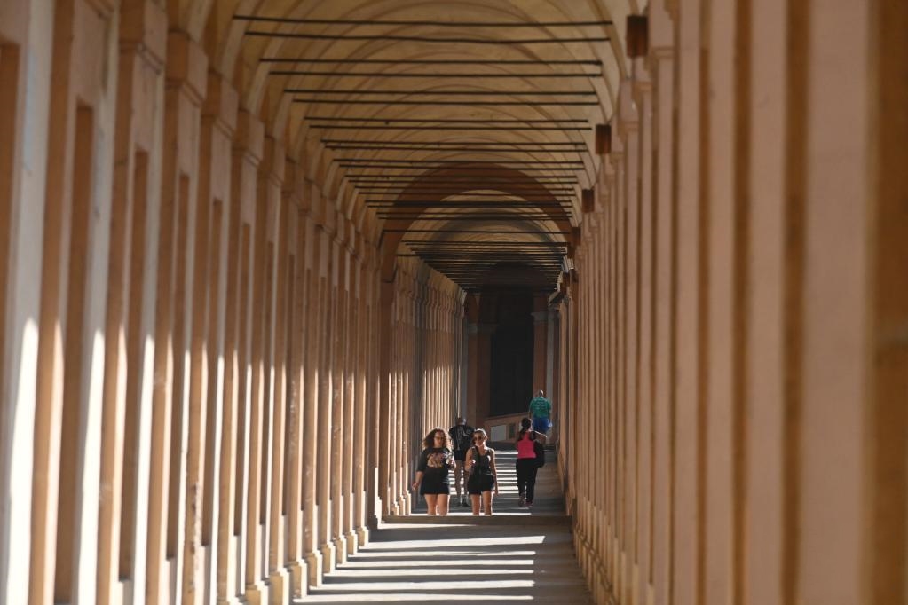 ����������၆���������χ��̿��ĽM���������z�a��䛡�