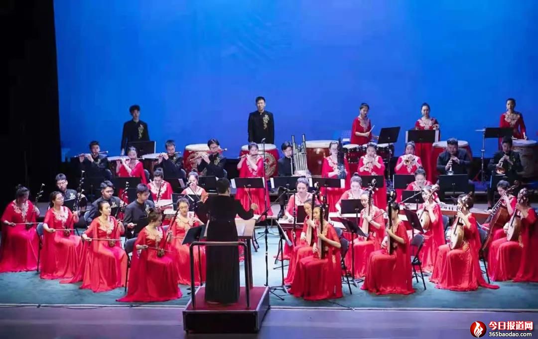 �������С�δ��֮�ǡ������F�٫@��