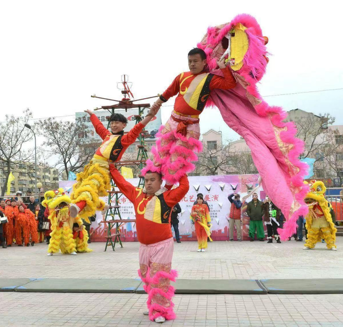 һ�����������������Ļ���Ƭ�����߽���(j��)�ϡ����մ����_(t��i)��