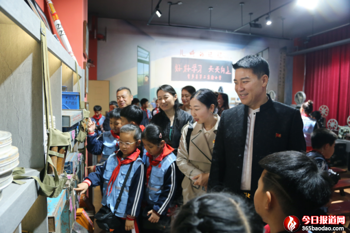  �����Ӱչ�[�^��ɽ�|���l��ʽ�_�^