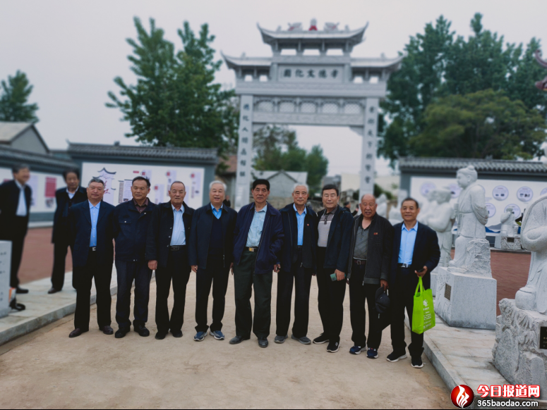 ���hͤ���  ���٫I���ǿ����}1697.png