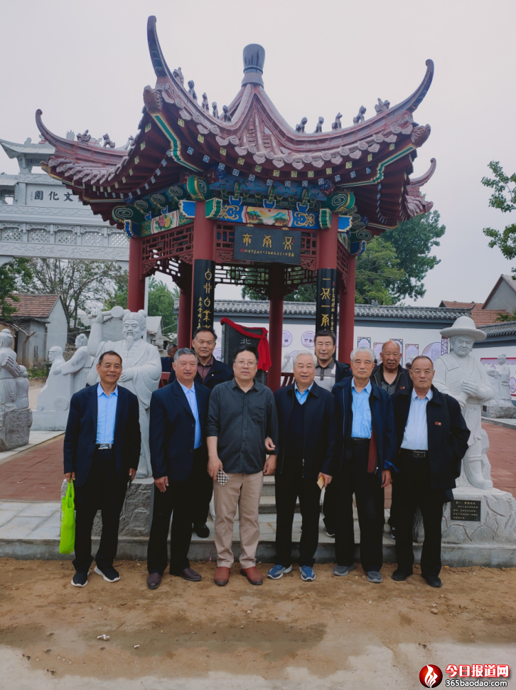 ���hͤ���  ���٫I���ǿ����}1706.png